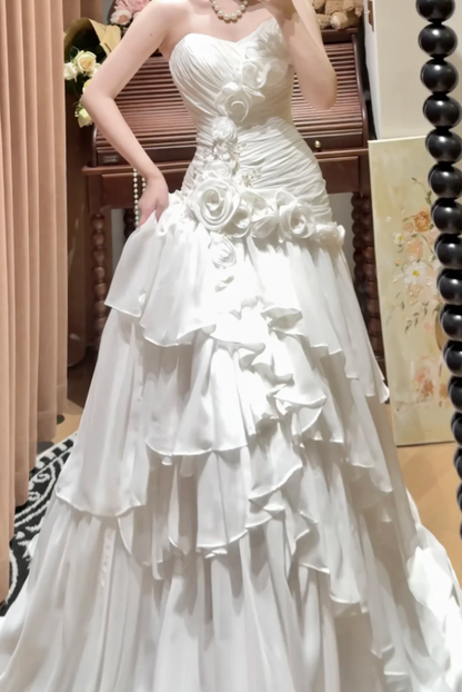Sweetheart Neck White Chiffon Wedding Dress Tiered Evening Dress With Flowers   cg26313