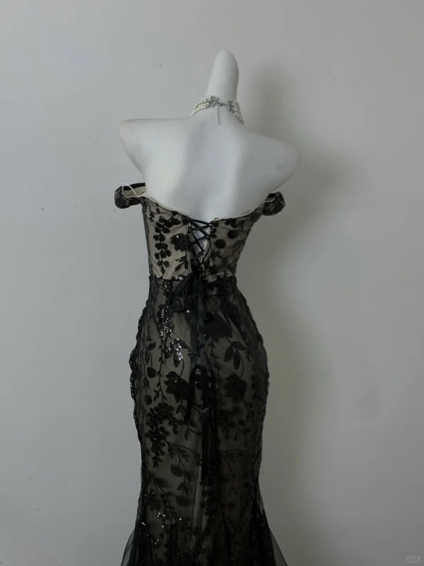 Black Lace Open Back Sleeveless Satin Mermaid Formal Dress