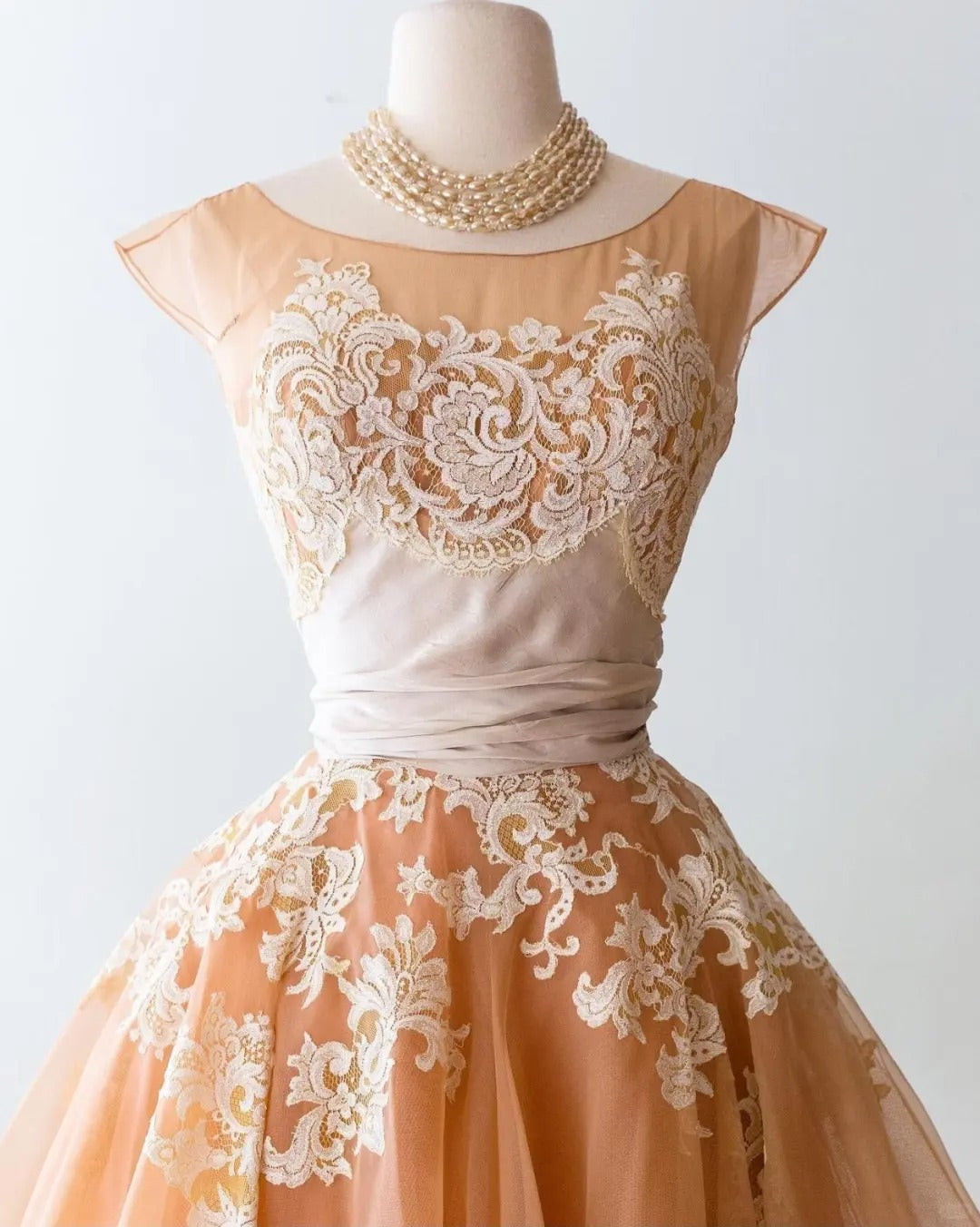 A Line Lace Champagne Vintage Homecoming Dresses Short Prom Dress Short Party Dress cg25922 A Line Lace Champagne Vintage Homecoming Dresses Short Prom Dress Short Party Dress cg25922