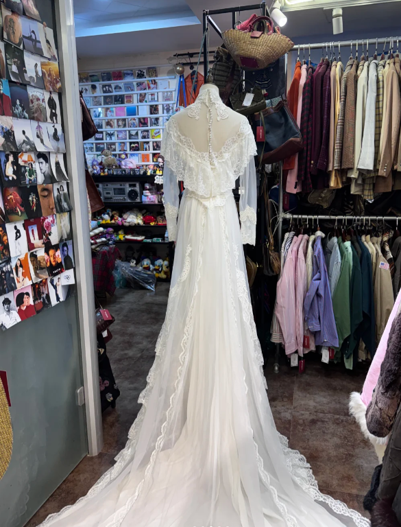 Modest Lace Wedding Dress Chiffon Long Sleeved Wedding Gown cg26350