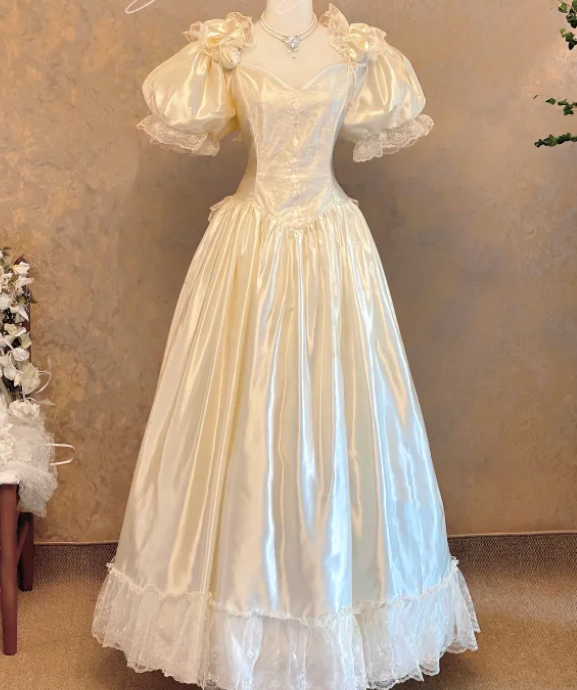 A Line Cream Satin Prom Party Dress Princess Gown Birthday Dress  cg26277