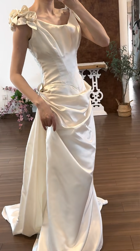 Ivory Satin Wedding Dress A Line Wedding Gowns cg26363