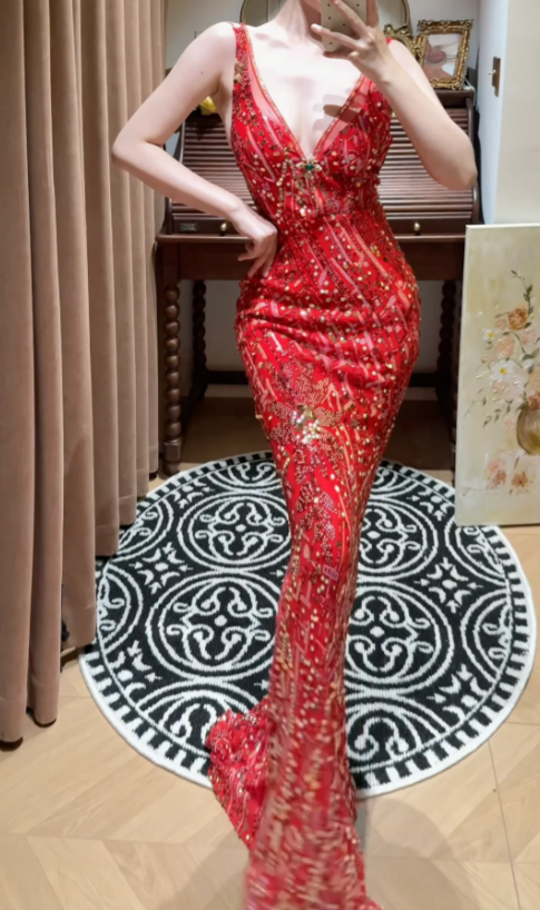 V Neck Red Mermaid Prom Party Dress Sexy Beading Evening Dress cg26315