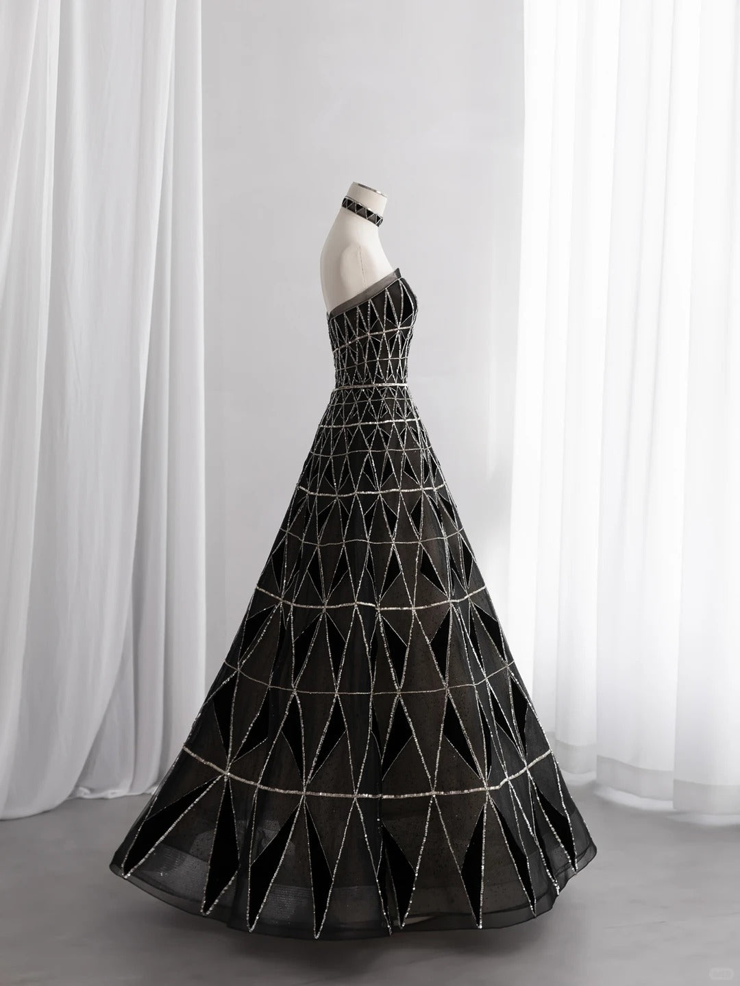 Chic Strapless A-Line Prom Dress Black Plaid Sequins Evening Dress CY0013
