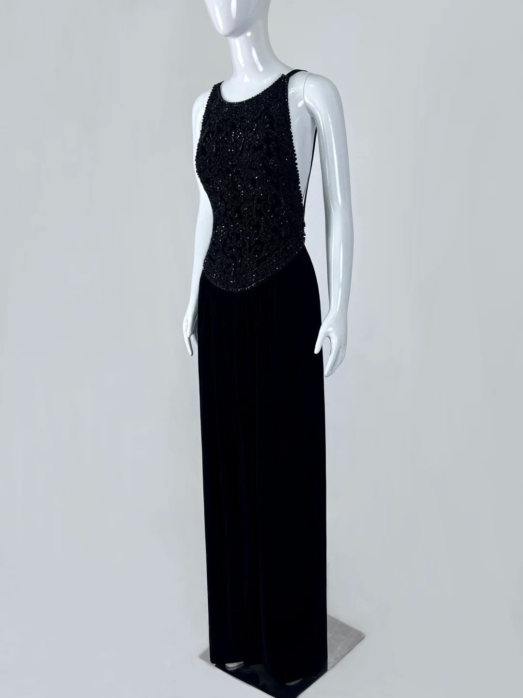 Elegant Jewel Neck Sheath Prom Dress Black Sequins Backless Evening Dress CY0057