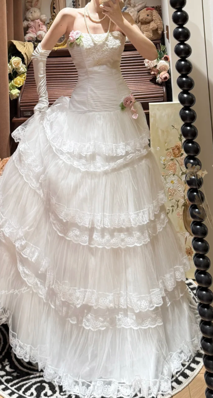 Strapless White Tulle Lace Wedding Dress Classy Wedding Gowns    cg26308