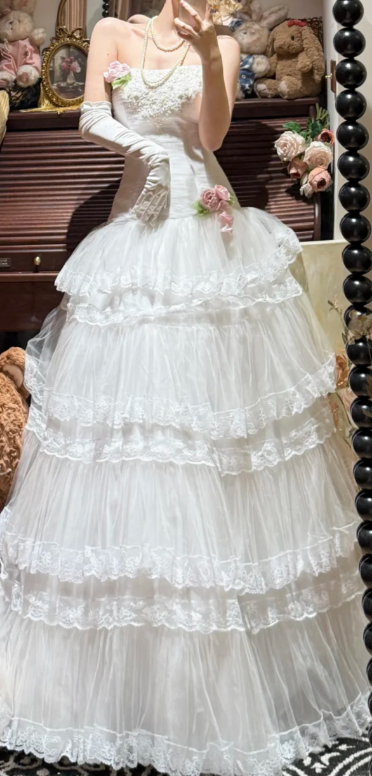 Strapless White Tulle Lace Wedding Dress Classy Wedding Gowns    cg26308