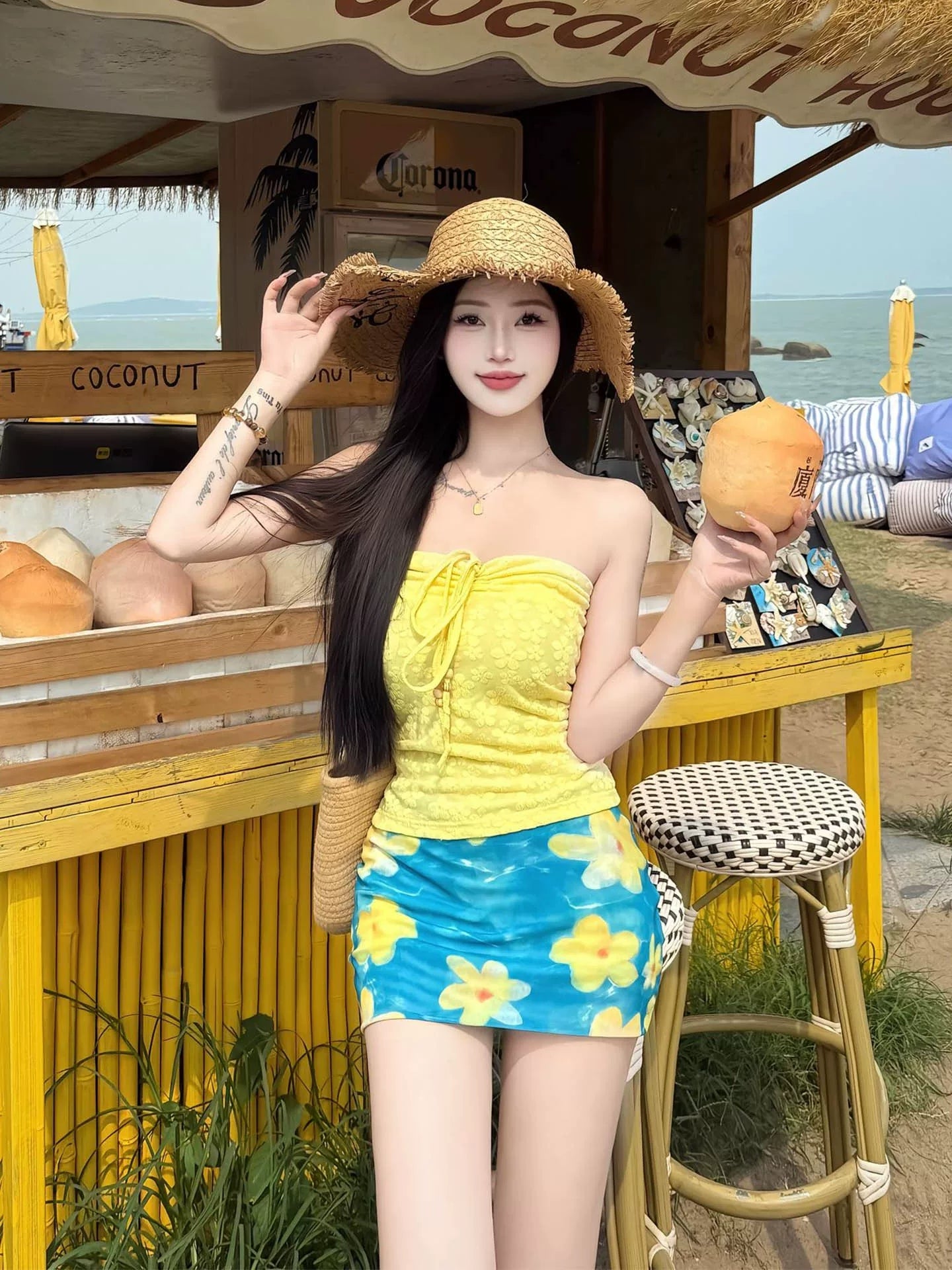 Dopamine-infused sexy strapless top women's summer resort style set G006