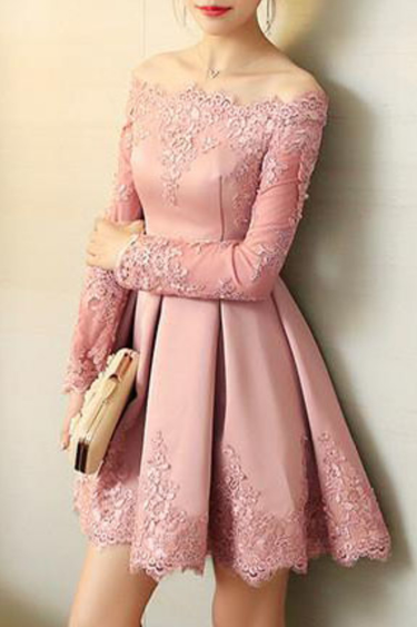 A Line Long Sleeves Satin Homecoming Dresses With Applique   cg10379