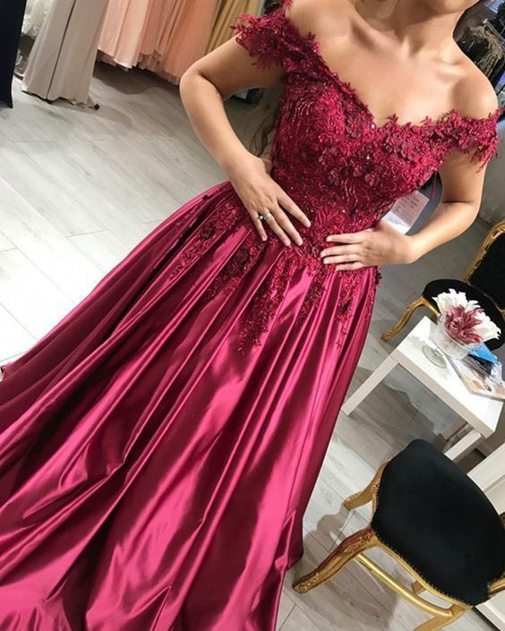 Off the Shoulder Burgundy Long Prom Dresses with Appliques   cg10980
