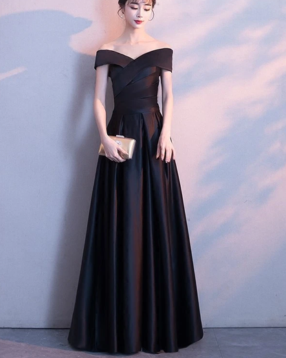 Black Satin Sweetheart Off Shoulder Long Prom Dress   cg12377