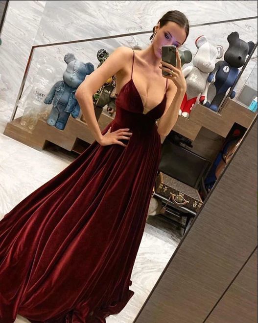 Beautiful Spaghetti Strapless V Neck Burgundy Velvet Prom Dresses   cg13215