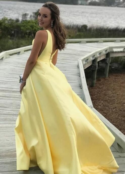 Elegant Princess V Neck Yellow Long Prom Dress Pegant Gown   cg13470