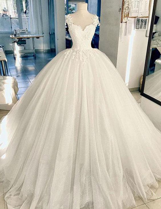 white ball gown wedding/prom dresses   cg16537