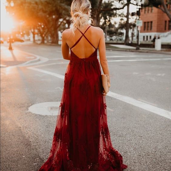 Burgundy Cheap Prom Dresses,Lace Spaghetti Straps V-Neck Prom Gown Long   cg17220