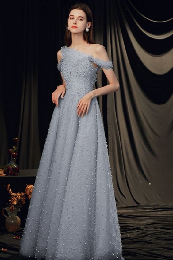 2021 elegant grey tulle long formal dress evening dress with pearls prom dress    cg17921