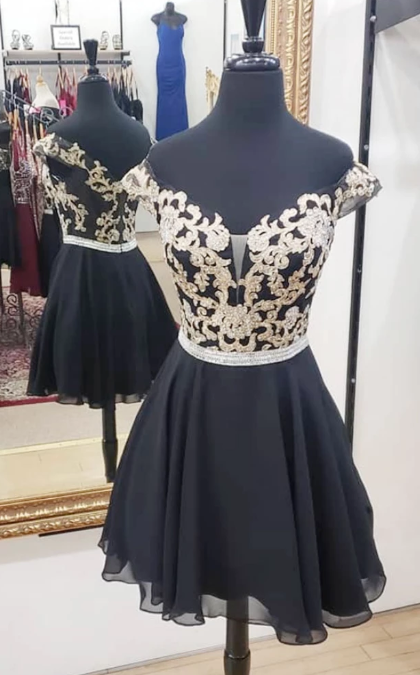 BLACK CHIFFON LACE SHORT DRESS, BLACK HOMECOMING DRESS cg2387