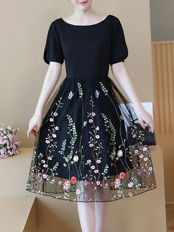 Round Neck Embroidery homecoming Dress cg2731