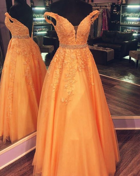 Prom Dresses Tulle Off Shoulder Ball Gown Appliques prom dress cg4678