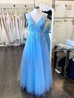 A Line V Neck Light Blue Lace Prom Dresses, V Neck Sky Blue Lace Formal Evening Dresses cg5859