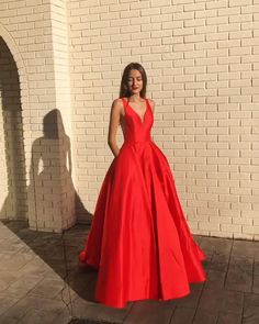 Red Long Prom Dresses,V-neck A-line Prom Dresses  cg6067