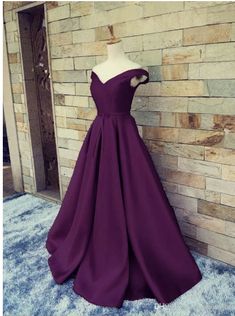 Deep purple satin off shoulder V neck A-line sweet 16 prom dresses  cg7573