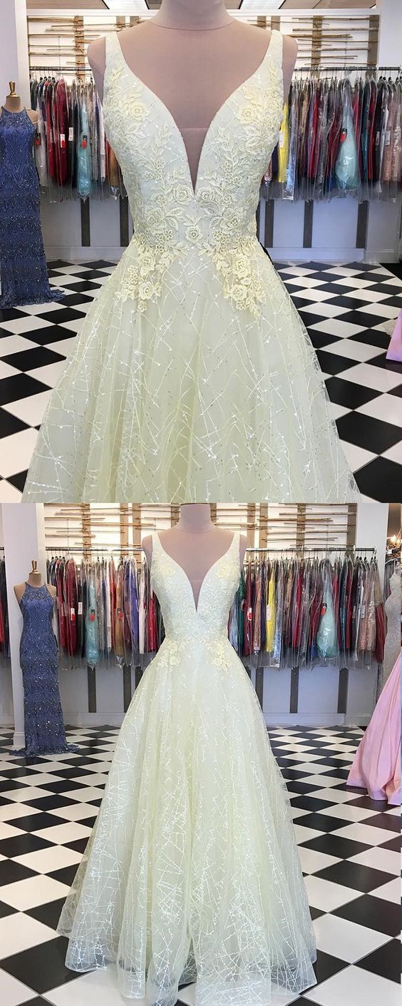 Deep V-neck Light Yellow Appliqued Sparkle Prom Dress  cg7609
