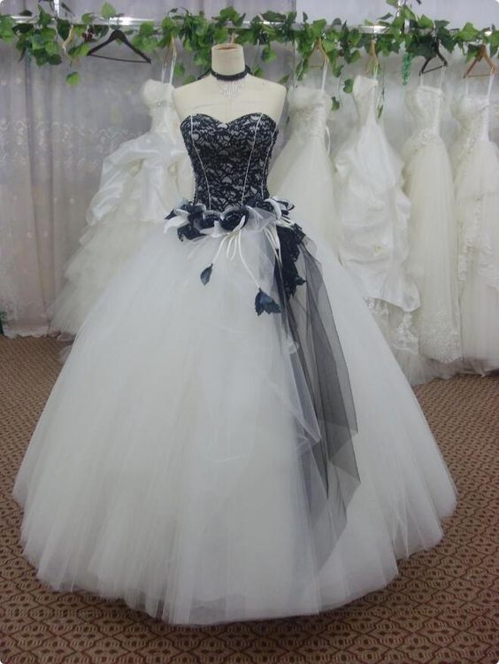 Charming Tulle Black Lace Ball Gown Prom Dresses, White Quinceanera Dresses  cg8634