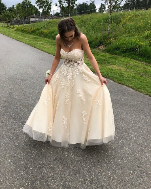 Champagne Prom Dress,Tulle Prom Gown, Sweetheart Prom Dress, Appliques Wedding Gown   cg9455