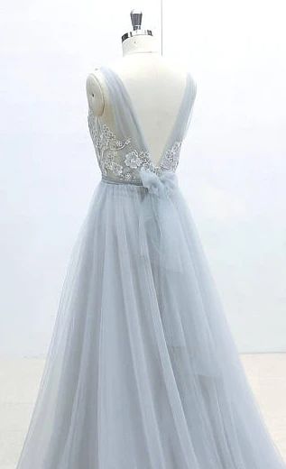 2020 V-neck Prom Dresses With Applique, Long Prom Dress ,Fashion School Dance Dress Formal Dress   cg9716